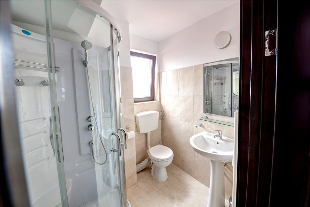 Hotel Thomas Bukurešť Pokoj fotografie