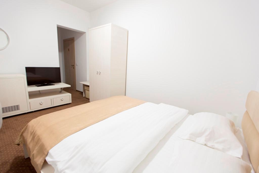 Hotel Thomas Bukurešť Pokoj fotografie