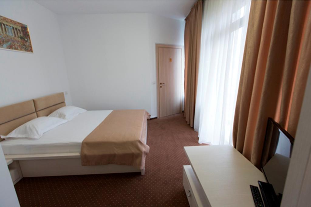 Hotel Thomas Bukurešť Pokoj fotografie