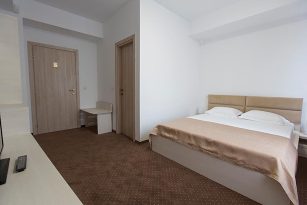 Hotel Thomas Bukurešť Exteriér fotografie
