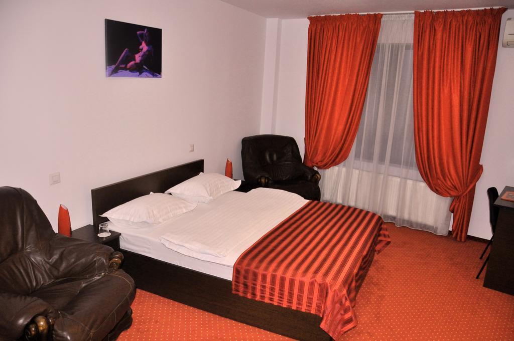 Hotel Thomas Bukurešť Exteriér fotografie